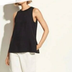 Vince Crew Neck  Black Key hole closure split hem shell size Large